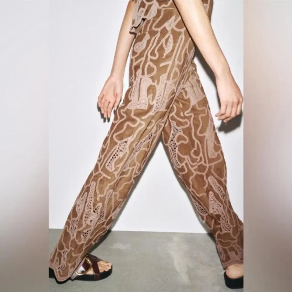 Zara brown pants with beige